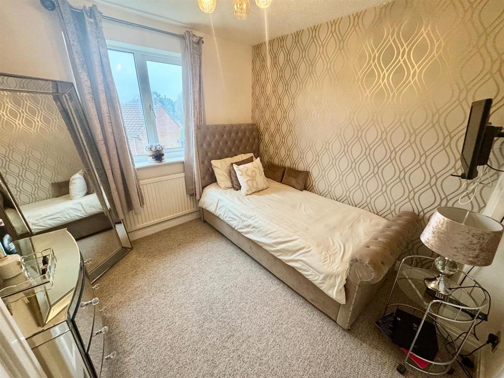 Bedroom 3.jpg
