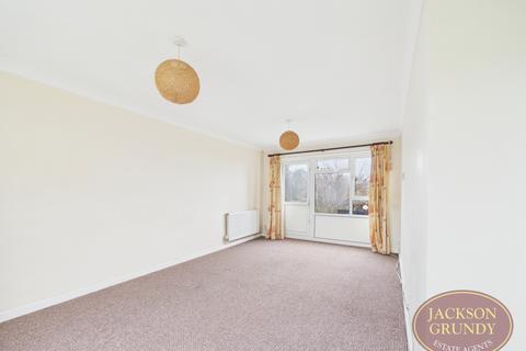 3 bedroom end of terrace house for sale, Swale Drive, Kings Heath, NN5 7NW