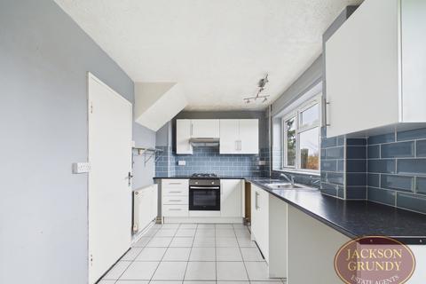 3 bedroom end of terrace house for sale, Swale Drive, Kings Heath, NN5 7NW