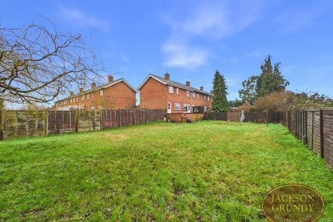 3 bedroom end of terrace house for sale, Swale Drive, Kings Heath, NN5 7NW