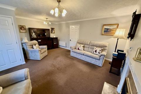 3 bedroom bungalow for sale, Holmes Road, Derbyshire DE72
