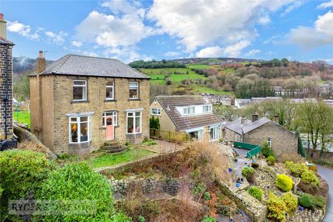 3 bedroom detached house for sale, Crimble Bank, Slaithwaite, Huddersfield, West Yorkshire, HD7