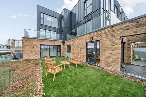 2 bedroom flat for sale, Trundleys Road, Deptford, London, SE8