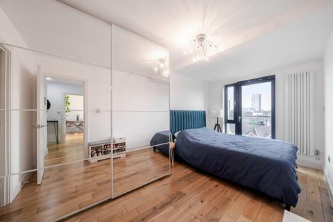 2 bedroom flat for sale, Trundleys Road, Deptford, London, SE8