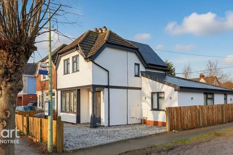 3 bedroom semi-detached house for sale, New Village, Brantham, Manningtree, Essex