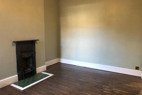 2 bedroom terraced house to rent, York Street, Castle Road