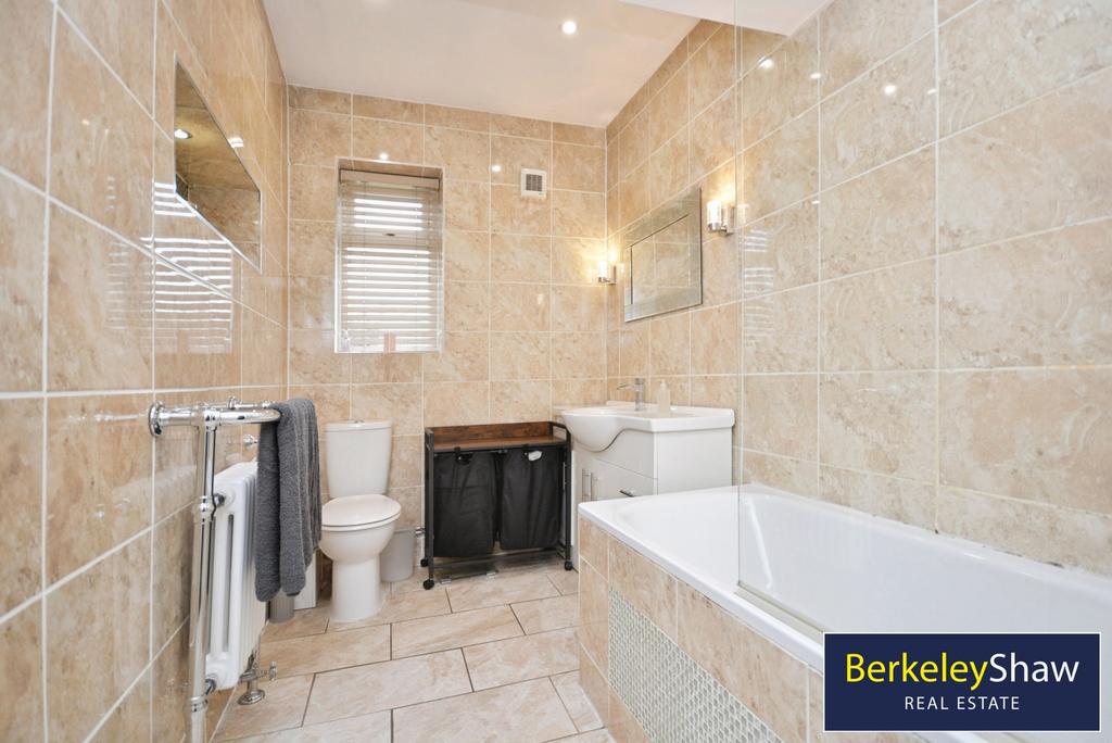 Ground Floor Bathroom