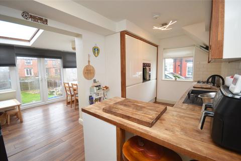2 bedroom semi-detached house for sale, Waincliffe Drive, Leeds, West Yorkshire