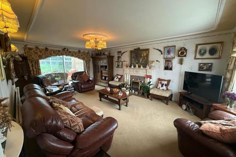 4 bedroom detached house for sale, The Firs, Shaftesbury Avenue, Pedmore, Stourbridge, DY9 0YP