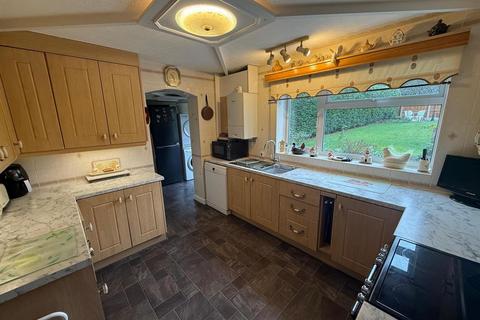 4 bedroom detached house for sale, The Firs, Shaftesbury Avenue, Pedmore, Stourbridge, DY9 0YP