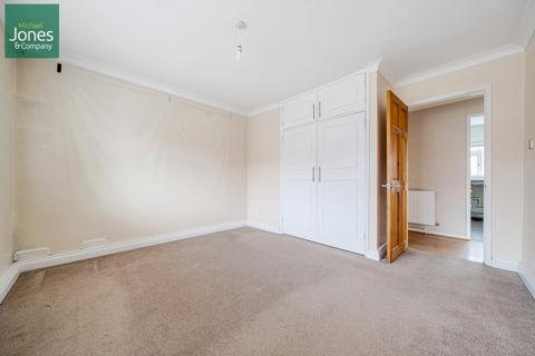 2 bedroom flat to rent, St Bernards Court, Sompting Road, Lancing, West Sussex, BN15