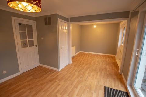 2 bedroom terraced house to rent, Delgatie Avenue, Glenrothes, KY7