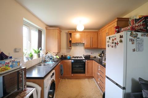 2 bedroom ground floor flat to rent, Pankhurst Close, Blackburn, BB1
