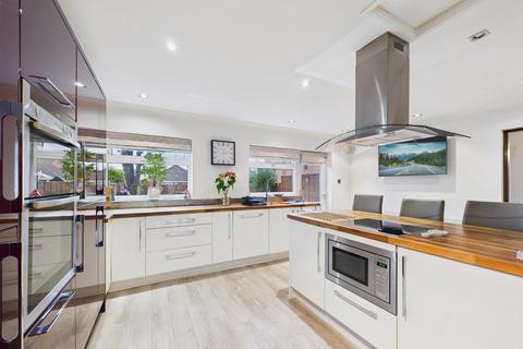 3 bedroom semi-detached house for sale, Hull Road, Anlaby