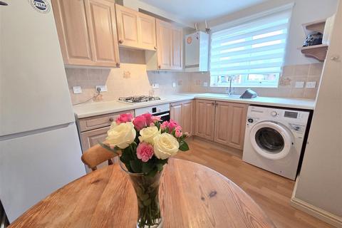 2 bedroom house for sale, Court Drive, Stourport-On-Severn