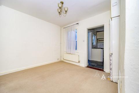 2 bedroom terraced house to rent, Victoria Road, Berkhamsted, HP4