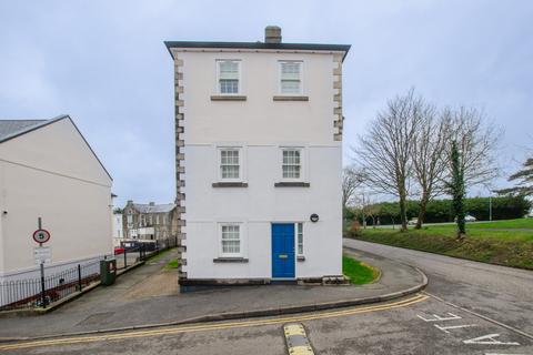 12 Royffe Way, Bodmin, PL31 1GA