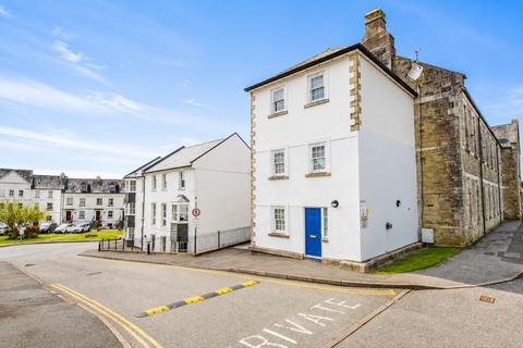 2 bedroom end of terrace house for sale, 12 Royffe Way, Bodmin, PL31 1GA