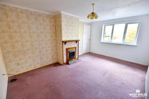 2 bedroom semi-detached bungalow for sale, Burgage Green Close, St. Ishmaels, Haverfordwest