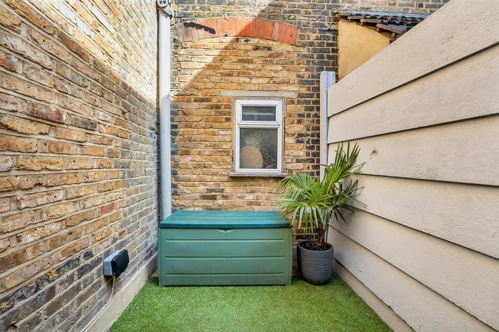 Courtyard Garden