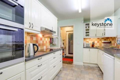 undefined, Green Lane West, Deeside CH5