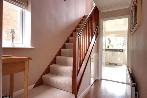 3 bedroom semi-detached house for sale, Spencer Close, Cottingham
