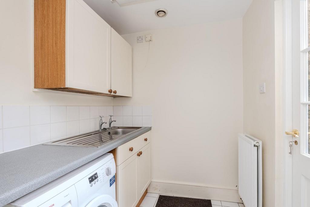 Lower Ground Floor Flat, 3 Great Bedford Street, B
