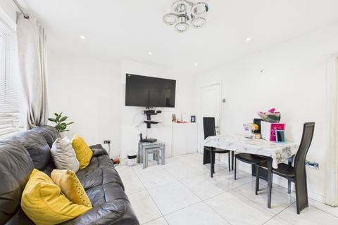 3 bedroom terraced house for sale, Beaumont Road, Slough, Berkshire, SL2