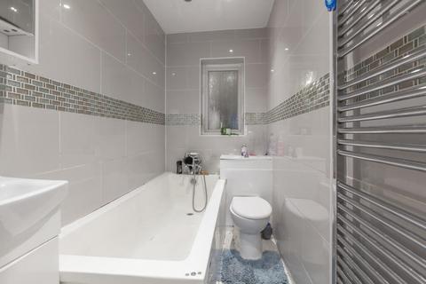 3 bedroom terraced house for sale, Beaumont Road, Slough, Berkshire, SL2