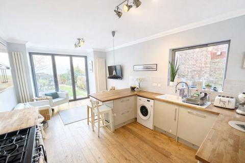 undefined, 6 Bedroom House – Elvendon Road, Bounds Green, N13