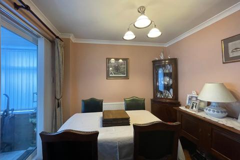 undefined, Turner Close, Crewe