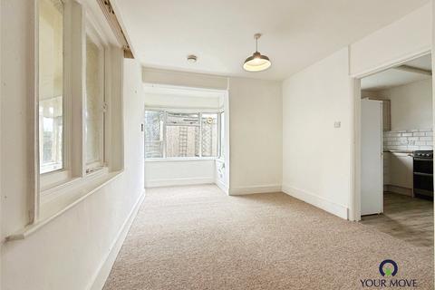 3 bedroom detached house for sale, Chichester Road, West Sussex PO21