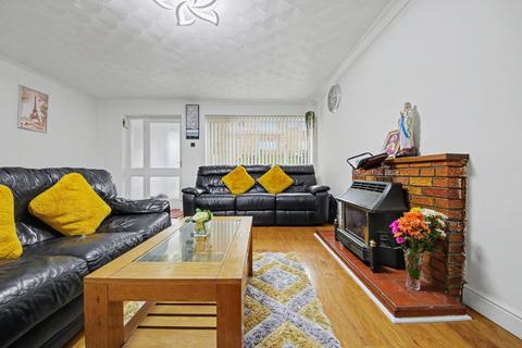 undefined, Gorselands Road, Southampton SO18