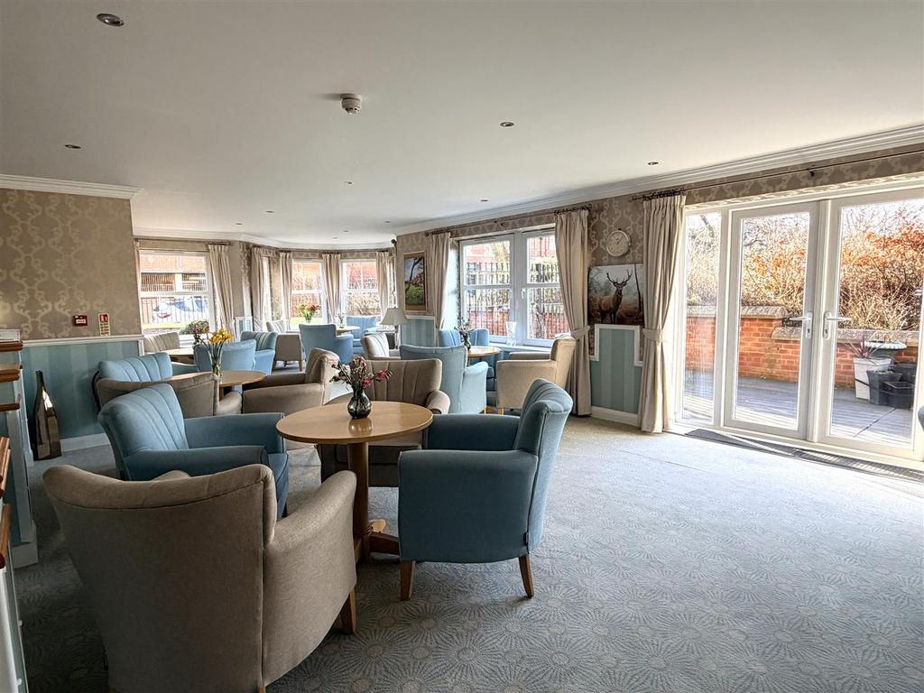 Communal residents lounge