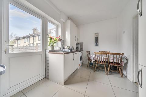 2 bedroom end of terrace house for sale, Shaw Road, Bromley