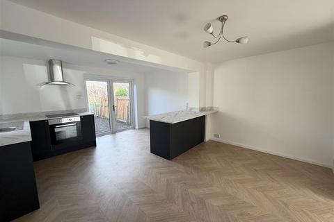 3 bedroom house for sale, Symington Gardens, Sunderland SR3