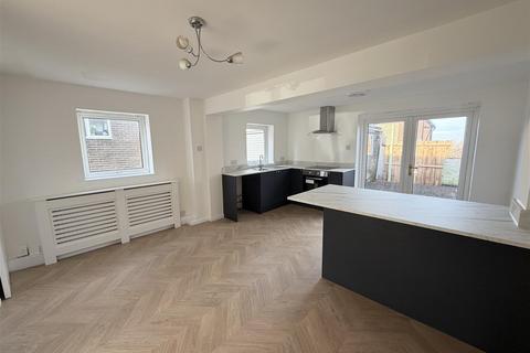 3 bedroom house for sale, Symington Gardens, Sunderland SR3