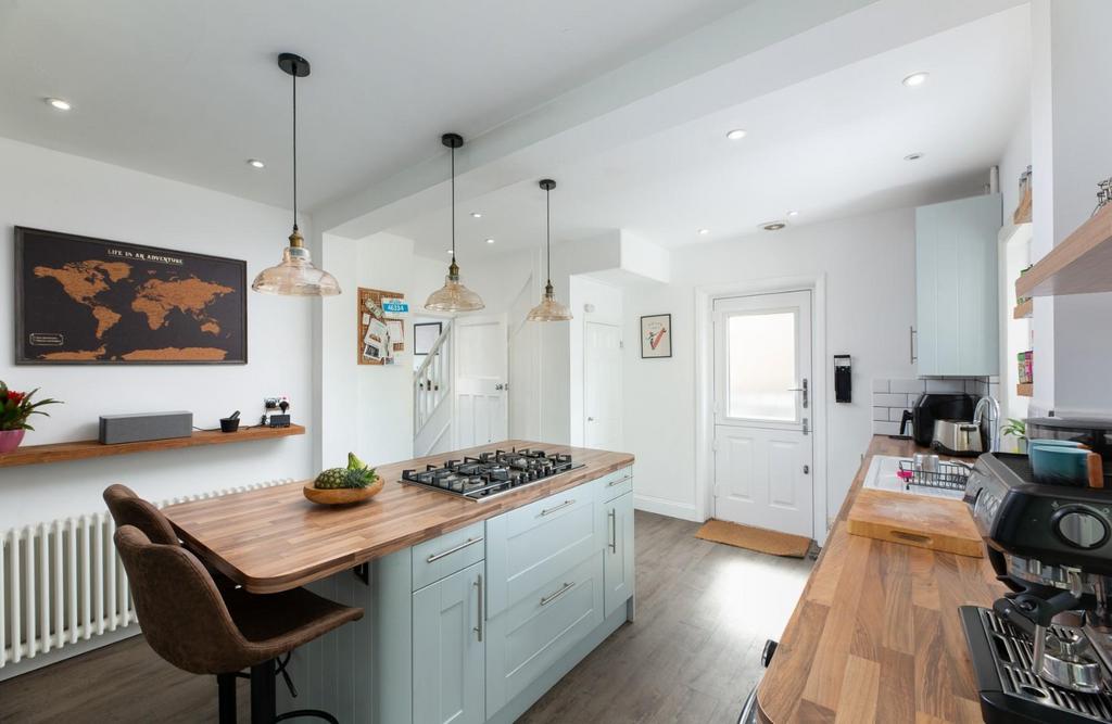 60 Upper East Hayes-10.jpg