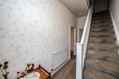 3 bedroom house for sale, Birkhouse Lane, Huddersfield HD5
