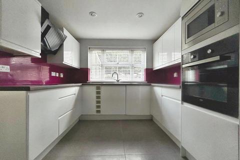 undefined, Hale End, Bracknell, Berkshire