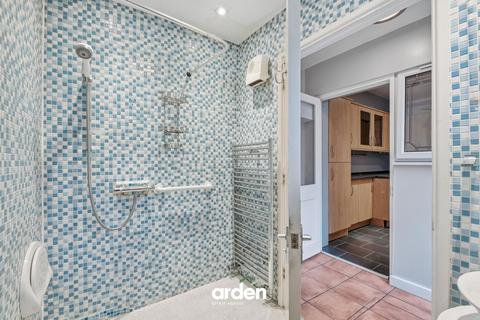 4 bedroom semi-detached house for sale, Fairway, Northfield, B31