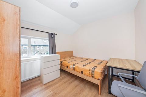 undefined, Meadowside, London, SE9