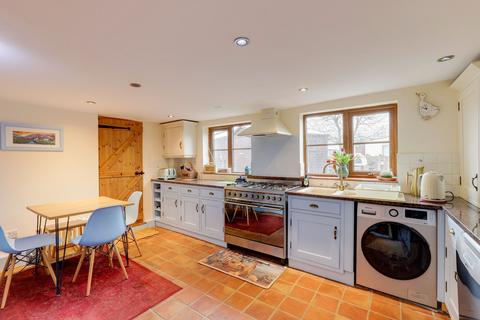 4 bedroom semi-detached house for sale, Nottingham Road, Nottingham NG15