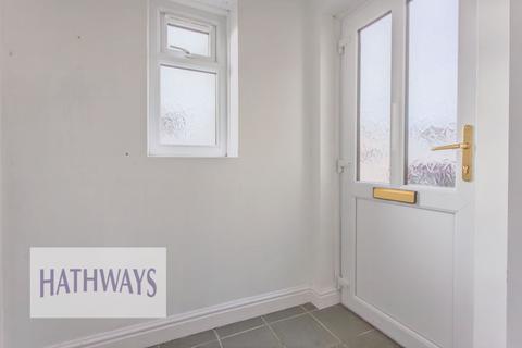 3 bedroom semi-detached house to rent, Maesgwyn, Pontnewydd, NP44