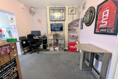undefined, The Broadway, Bredbury