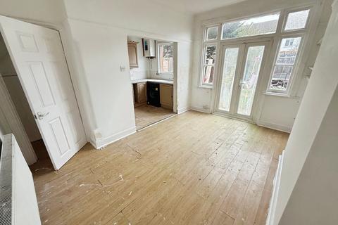 undefined, Hainault Avenue, Westcliff-on-Sea SS0