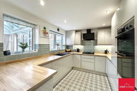 3 bedroom detached house for sale, Sunflower Meadow, Irlam, M44