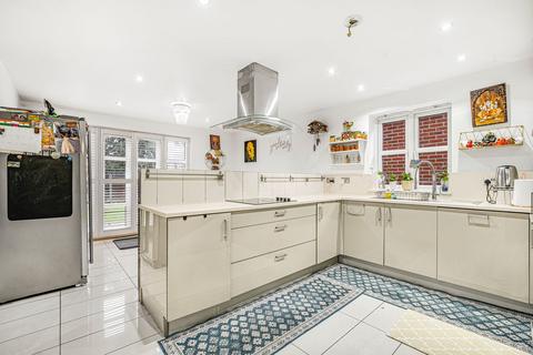 4 bedroom semi-detached house for sale, Cherry Garden Lane, Chelmsford CM2