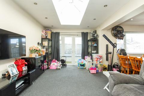 4 bedroom bungalow for sale, Colewood Road, Whitstable, CT5