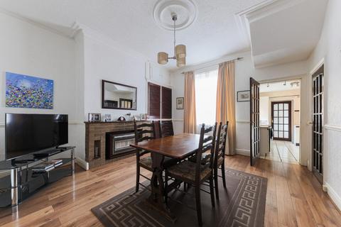 3 bedroom terraced house for sale, Hawthorne Grove, Wallsend, NE28